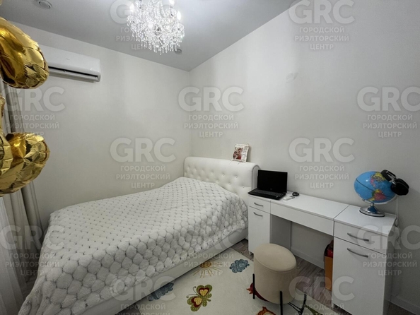 
  Продается 2-комн. квартира, 65 м², Первомайская ул, д. 11
. Фото 8.