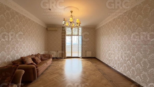 
  Продается 4-комн. квартира, 220 м², Войкова ул, д. 35
. Фото 8.