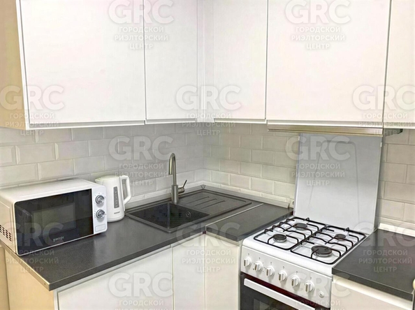 
  Продается 1-комн. квартира, 31.5 м², Конституции СССР ул, д. 34
. Фото 4.