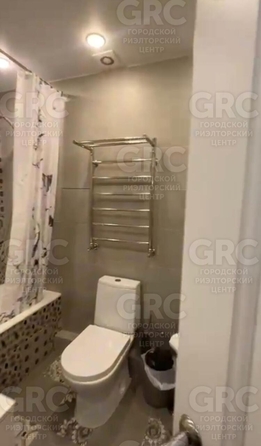 
  Продается 2-комн. квартира, 51 м², Горького пер, д. 24
. Фото 6.