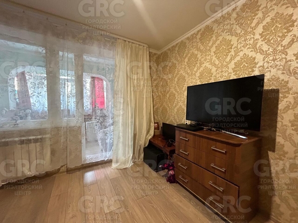 
  Продается 2-комн. квартира, 64 м², Вишневая ул, д. 21
. Фото 5.