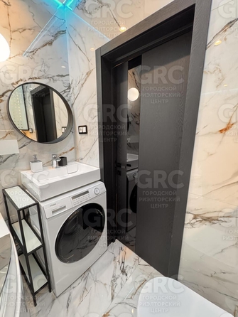 
  Продается 2-комн. квартира, 56 м², Туапсинская ул, д. 8
. Фото 22.