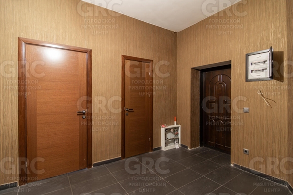 
  Продается 3-комн. квартира, 110.3 м², Виноградная ул
. Фото 6.