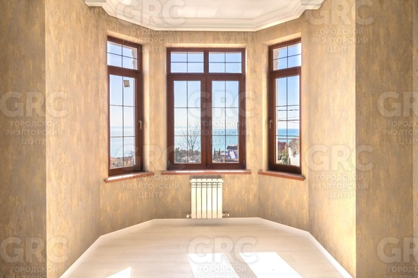 
  Продается дом, 230 м², Сочи
. Фото 2.