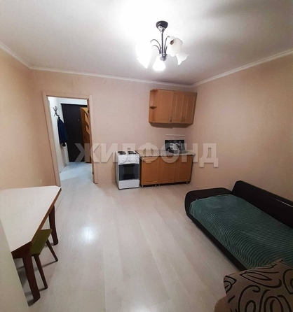 
   Продам 1-комнатную, 33.6 м², Тепличная ул, 75

. Фото 2.
