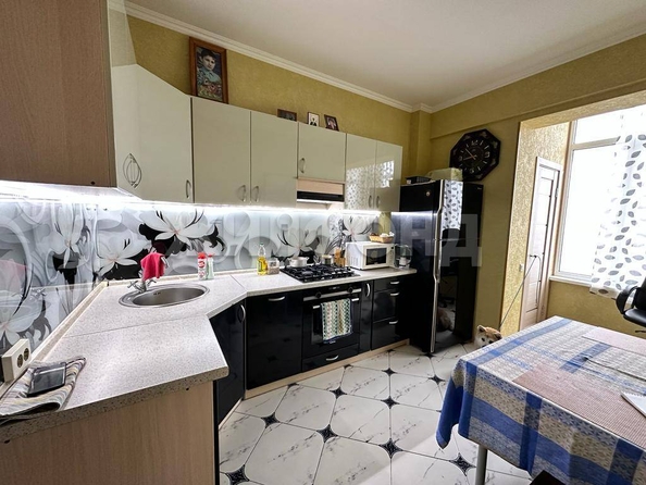 
   Продам 2-комнатную, 61 м², Транспортная (Агро снт) ул, 80/283

. Фото 1.