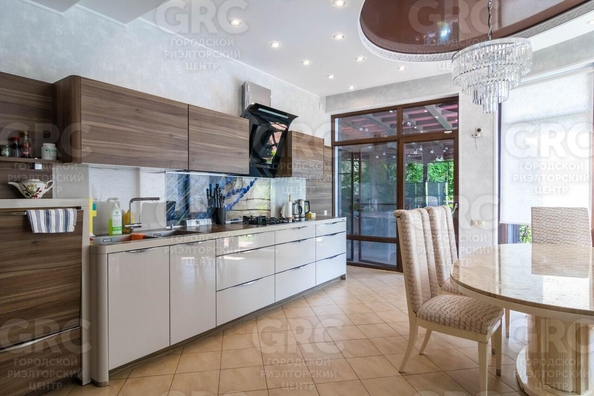 
  Продается дом, 270 м², Сочи
. Фото 23.