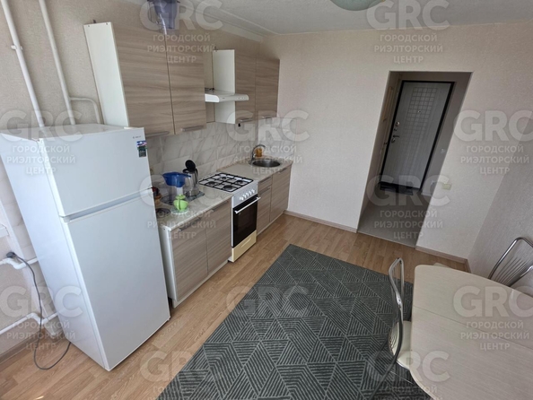 
  Продается 1-комн. квартира, 34 м², Альпийская ул, д. 37
. Фото 11.