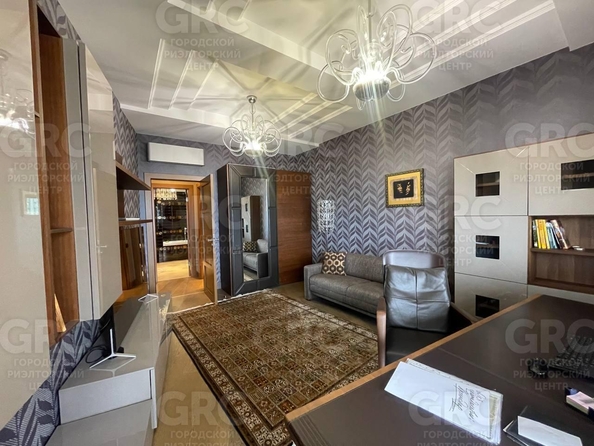 
  Продается 3-комн. квартира, 160 м², Депутатская ул, д. 2
. Фото 12.