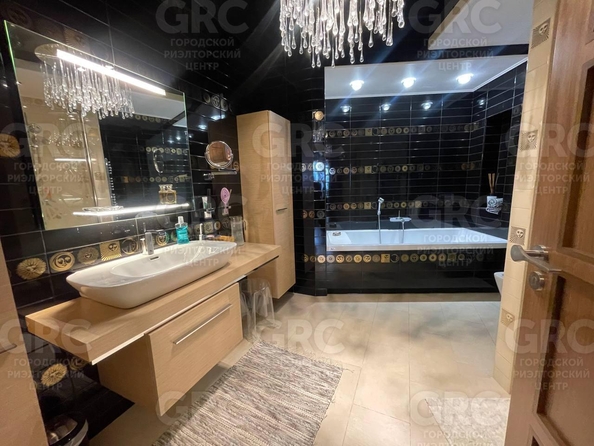 
  Продается 3-комн. квартира, 160 м², Депутатская ул, д. 2
. Фото 18.