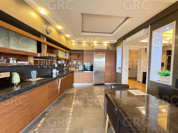 
  Продается 3-комн. квартира, 160 м², Депутатская ул, д. 2
. Фото 30.