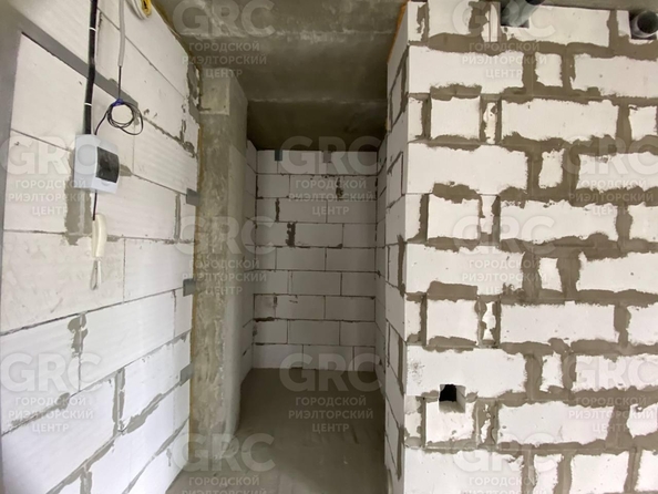 
  Продается 3-комн. квартира, 72.5 м², Туапсинская ул, д. 10
. Фото 3.