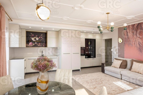 
  Продается 2-комн. квартира, 102 м², Роз ул, д. 6/6а
. Фото 7.