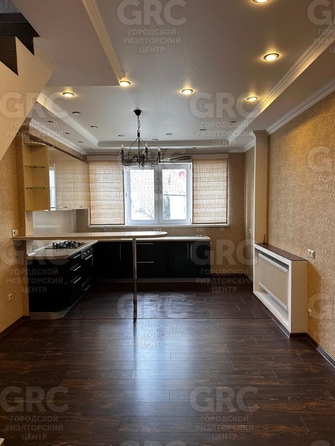 
  Продается 2-комн. квартира, 100 м², Одесская ул, д. 22/1
. Фото 6.