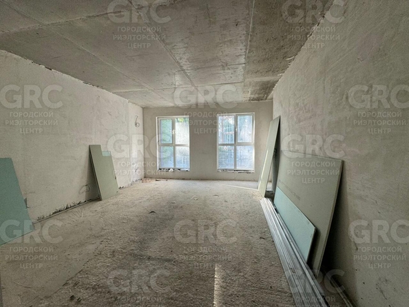 
  Продается 1-комн. квартира, 53 м², Туапсинская ул, д. 10
. Фото 2.