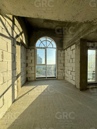 
  Продается студия, 97 м², Туапсинская ул, д. 10
. Фото 2.