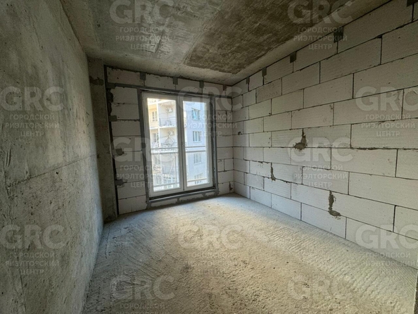 
  Продается 3-комн. квартира, 80 м², Туапсинская ул, д. 10
. Фото 8.