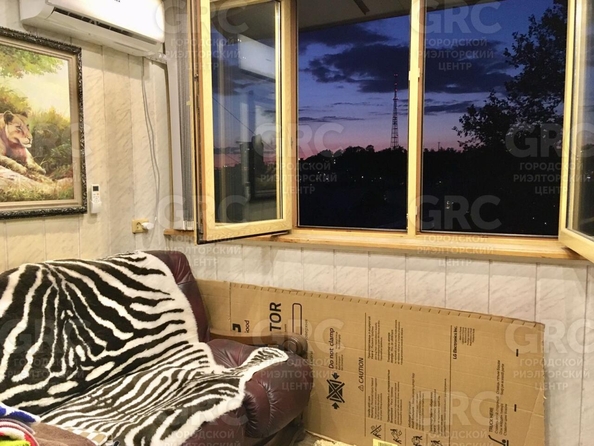 
  Продается 2-комн. квартира, 54 м², Учительская ул, д. 30
. Фото 4.