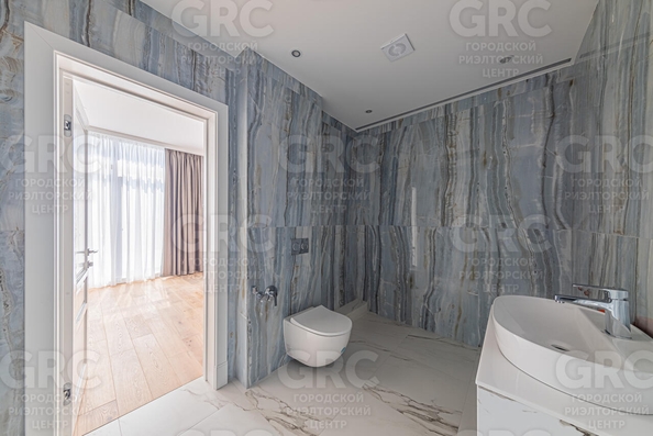 
  Продается 3-комн. квартира, 150 м², Войкова ул, д. 14а
. Фото 8.