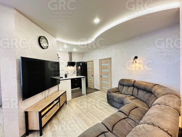 
  Продается 3-комн. квартира, 60 м², Вишневая ул, д. 18/3
. Фото 3.