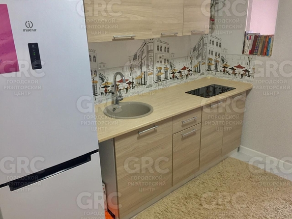 
  Продается 1-комн. квартира, 27 м², Волжская ул, д. 34/4
. Фото 2.