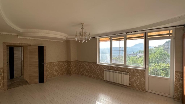 
  Продается дом, 240 м², Сочи
. Фото 9.