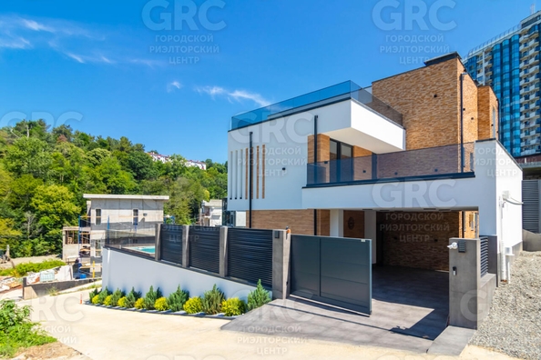 
  Продается дом, 300 м², Сочи
. Фото 4.