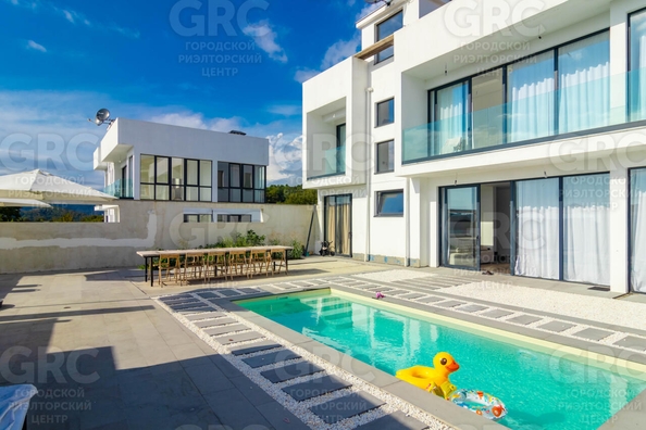 
  Продается дом, 204.7 м², Сочи
. Фото 1.