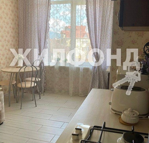 
   Продам 2-комнатную, 45.4 м², Изумрудная ул, 40А

. Фото 3.