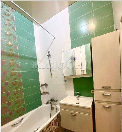 
  Продается 1-комн. квартира, 33 м², Анапская ул, д. 19/1
. Фото 8.