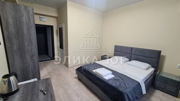 
   Продам 1-комнатный апартамент, 28.5 м², Приморская ул

. Фото 2.