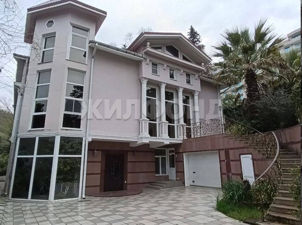 
  Продается дом 700 м². Фото 1.