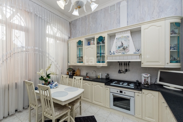 
  Продается дом 560 м². Фото 1.
