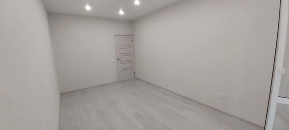 
  Продается 2-комн. квартира 80 м², в МКР Любимово, 12 квартал литер 1. Фото 4.