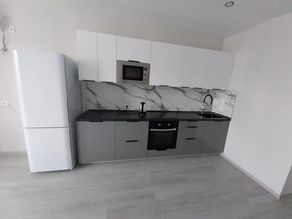 
  Продается 2-комн. квартира 80 м², в МКР Любимово, 12 квартал литер 1. Фото 10.