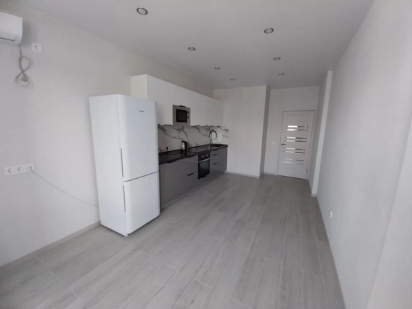 
  Продается 2-комн. квартира 80 м², в МКР Любимово, 12 квартал литер 1. Фото 11.