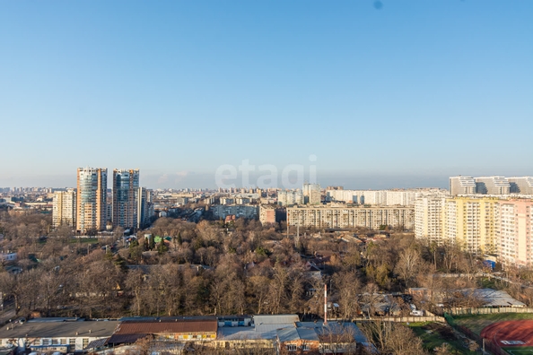 
  Продается 3-комн. квартира 122.3 м², в ЖК Девелопмент-Плаза. Фото 19.