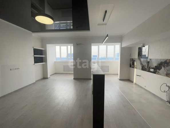 
  Продается 1-комн. квартира 65 м². Фото 2.