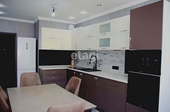 
  Продается 2-комн. квартира 70.7 м². Фото 2.