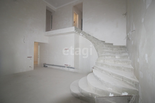 
  Продается 4-комн. квартира 180.5 м². Фото 3.