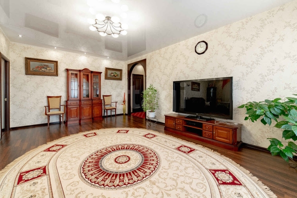 
  Продается 3-комн. квартира 102.9 м². Фото 2.