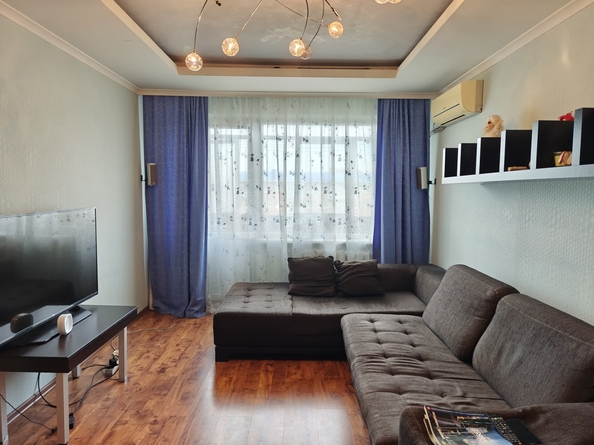 
  Продается 3-комн. квартира 61.8 м². Фото 1.