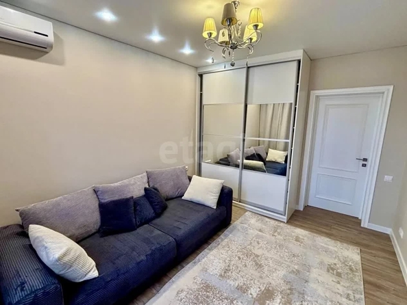 
  Продается 2-комн. квартира 56.1 м². Фото 8.