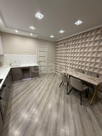 
  Продается 2-комн. квартира 76 м². Фото 4.