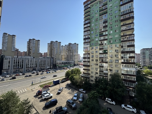 
  Продается 2-комн. квартира 60.7 м². Фото 21.