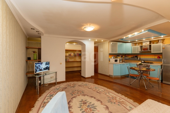 
  Продается 2-комн. квартира 56.9 м². Фото 1.