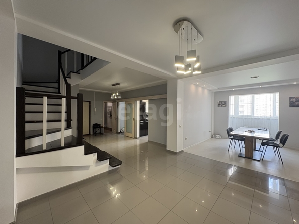 
  Продается 4-комн. квартира 198 м². Фото 3.