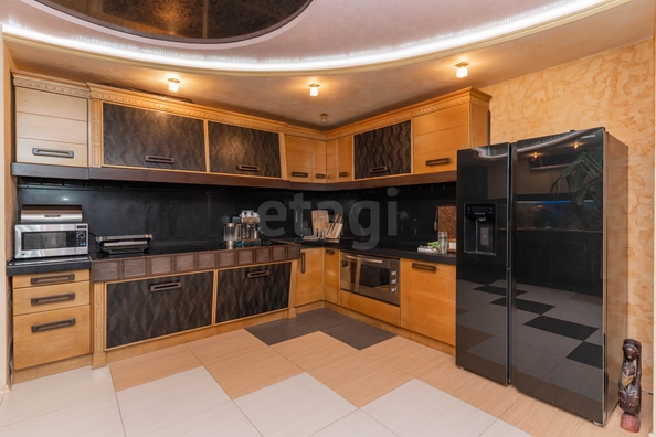 
  Продается 3-комн. квартира 207.3 м². Фото 25.
