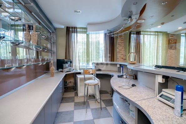 
  Сдается торговая площадь 840 м². Фото 9.