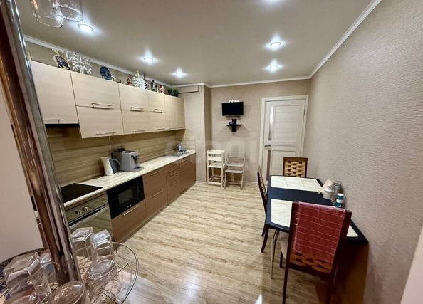 
  Продается 2-комн. квартира 56.7 м². Фото 2.
